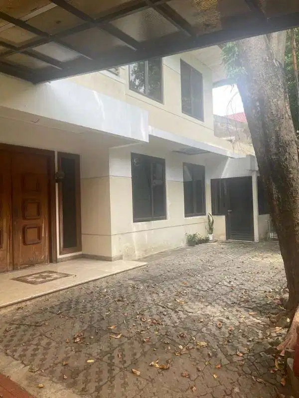 Dijual Rumah Tinggal di kawasan Kuningan Jakarta Selatan
