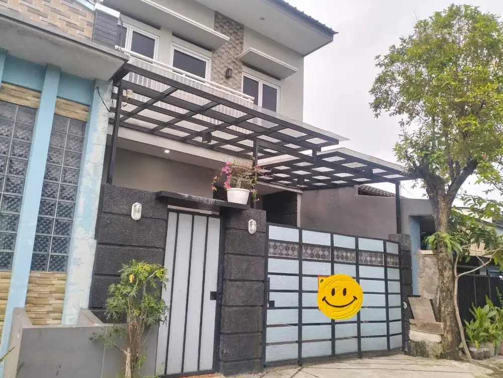 Dijual cepat rumah 2 lantai di komplek TNI aren jaya bekasi timur