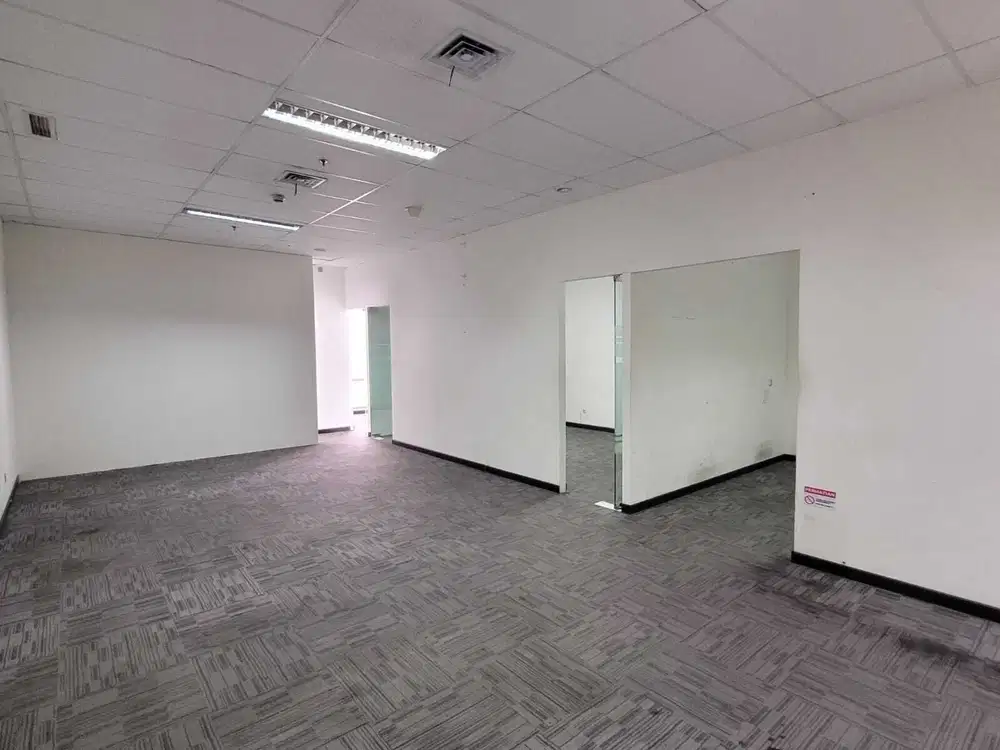 FOR RENT OFFICE SPACE SOHO CAPITAL CENTRAL PARK.
