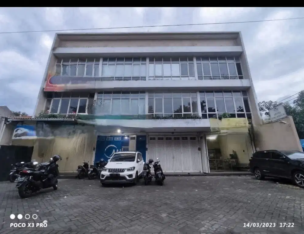 RUKO 3 LANTAI RUNGKUT ASRI TENGAH STRATEGIS, BAGUS