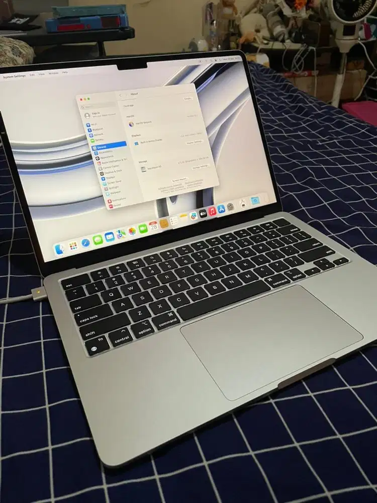 FOR SALE MACBOOK AIR M3 512/24GB ibox garansi aktif