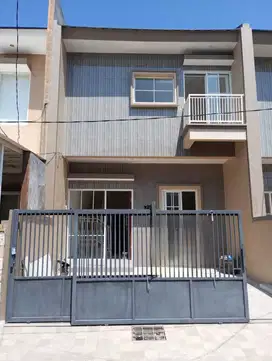 Dijual Rumah Baru Mulyosari Row jalan 2,5 mobil dibawah 2 M