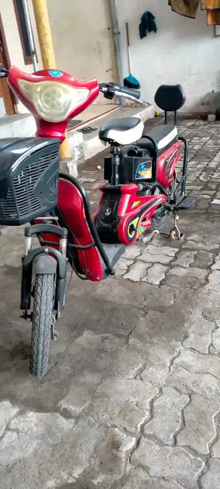 sepeda listrik super rider (aki baru)