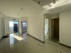 POOL view apartement benson lantai rendah 2 br kosongan,anderson