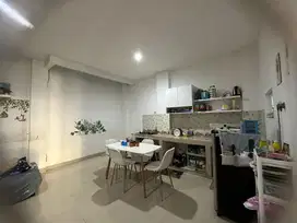 Rumah Cantik 3 lantai di magnolia residence Jatake Jatiuwung