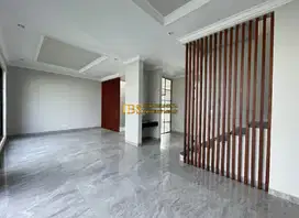 Dijual Cepat!! Villa Siap Huni di Komplek Citraland Gama City Cluster Ravelles Place