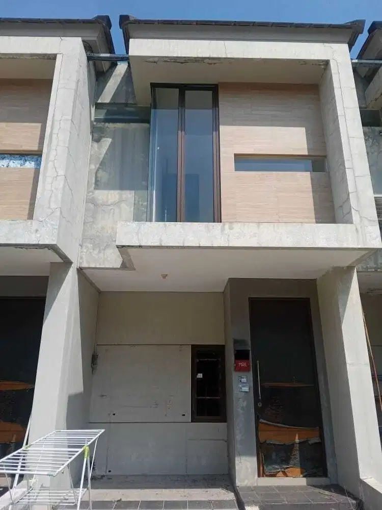 Dijual Rumah Modern 2 Lantai Di Pantai Mentari Kenjeran Surabaya