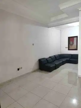 Dijual / Disewakan Rumah 2lt di Cluster Metland Menteng Jaktim
