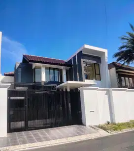 Rumah Komersil Area Bagus HGB di Citraland Villa Sentra Raya