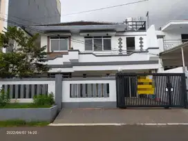 Rumah Cantik Siap Huni Renovasi Bebas Banjir di Kelapa Gading