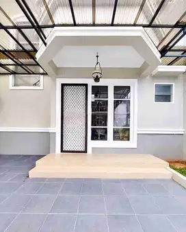 Rumah Siap Huni 2 Lantai di De Latinos Cluster Mexicano, BSD. Hanya 5 menit ke Stasiun dan Toll BSD