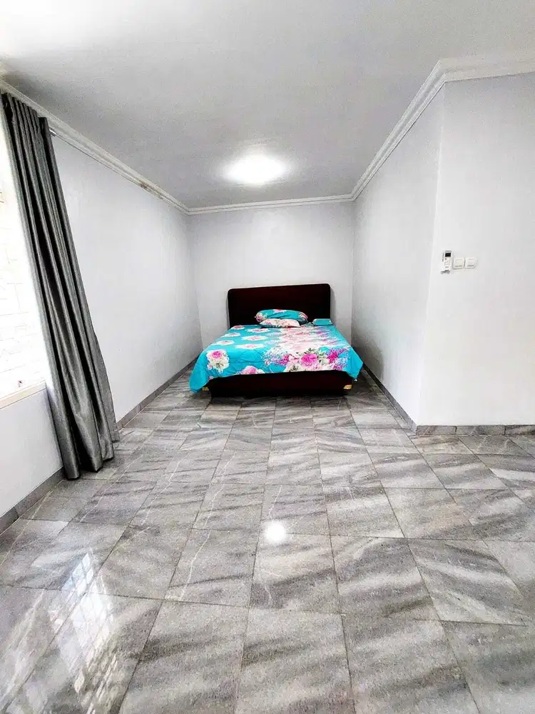 9781 - Rumah bagus 2 lantai di bintaro sektor 9 shm siap huni