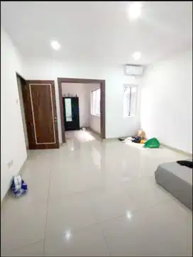 Jual Sewa Rumah Puri Mansion Dalam Komplek  Kembangan