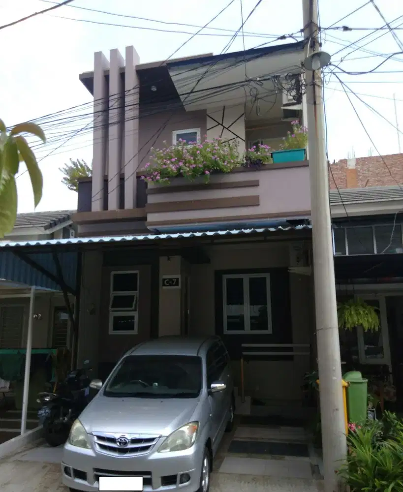Di Jual Rumah minimalis 2 lantai, bebas banjir daerah Bojong indah