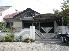 MURAH Rumah Taman Pondok Indah Adem Hadap Selatan