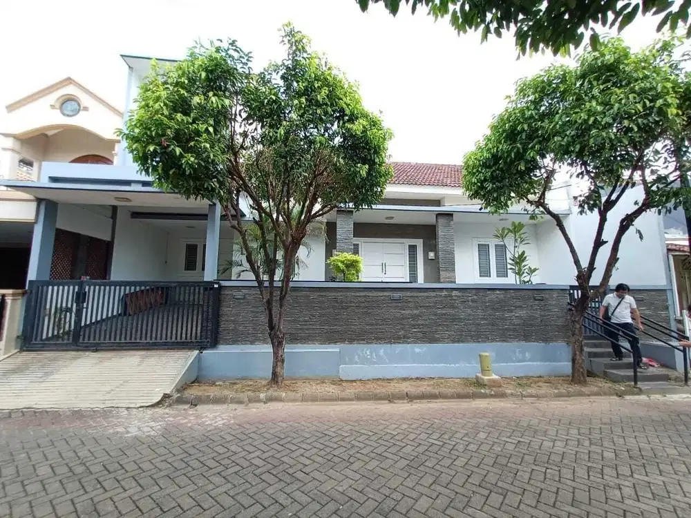 Rumah siap huni di kemang pratama bekasi