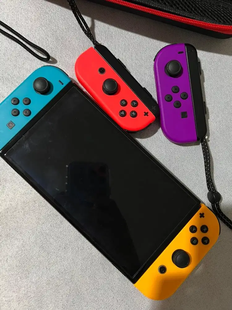 NITENDO SWITCH OLEDV2 512 GB, dapet 2 extra joycon ORY.