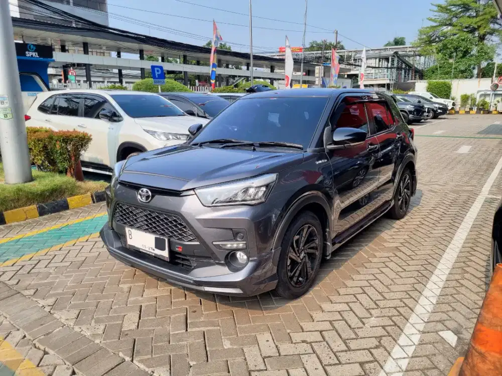 2022 Raize GR 15rb KM Gray Metalic Favorit second like new special !!!