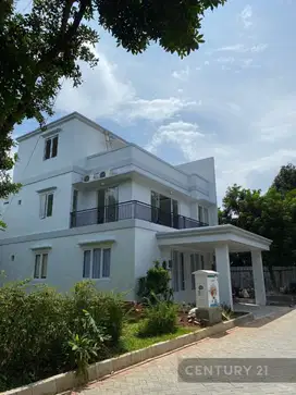Rumah Mewah Cantik 3 Lantai Di Pangkalan Jati Depok Mk13629
