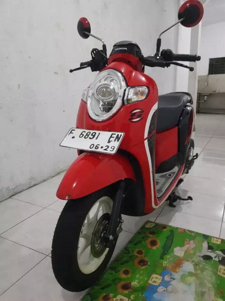 Honda scoppy 2019 mulus trawat siap pakai