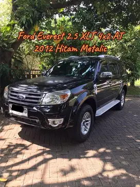 Ford Everest 4x2 XLT TDCI 2.5 AT Black Metalic.