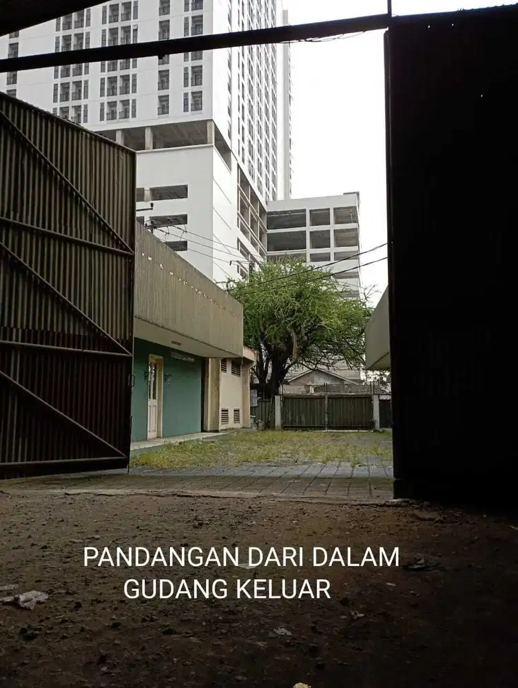 Ex Gudang Hitung Tanah Dekat Gerbang Graha Raya Ciledug
