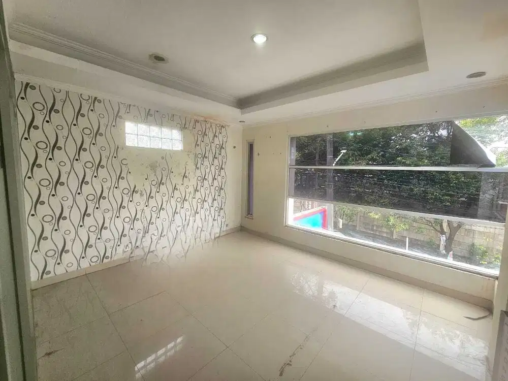 Disewakan rumah 2 lantai.di galaxy bekasi