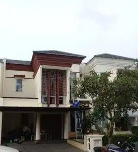 DIJUAL RUMAH SHEFFIELD GREENWICH BSD TANGSEL