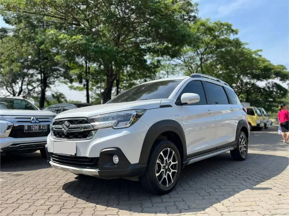 SUZUKI XL7 ZETA MT 2024 PUTIH KM 17RB