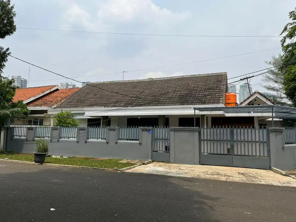 DIJUAL DAN DISEWAKAN RUMAH HOEK KAWASAN GANDARIA