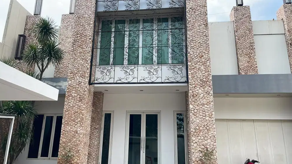 Rumah Menteng , Golongan C, Tanah Kotak, Jarang Ada