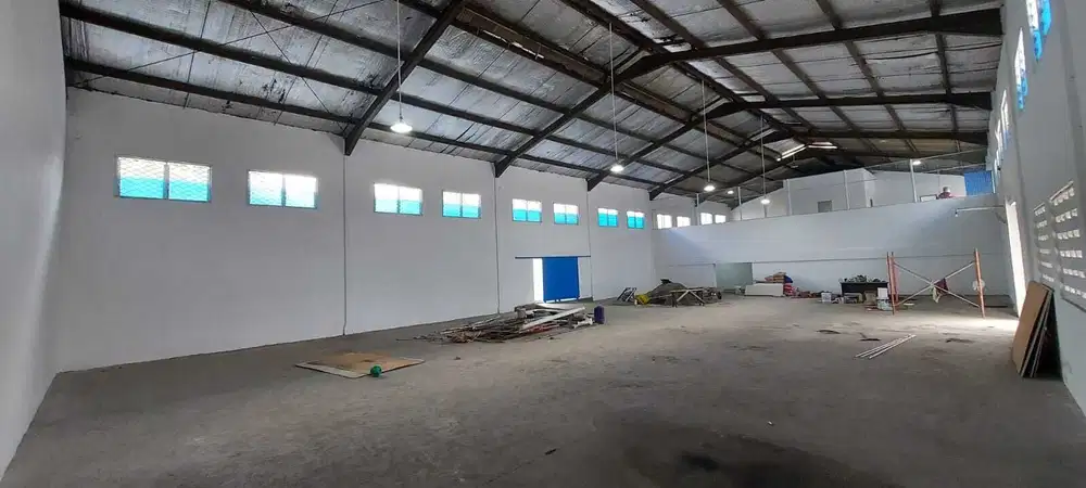 Gudang siap pakai di cimanggis depok