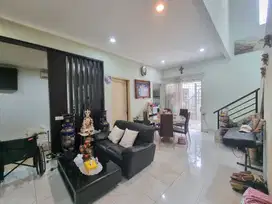 Rumah Semi Furnished Cluster Topaz PHG Gading Serpong Tangerang
