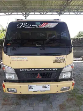 Truck mitsubishi canter 2013