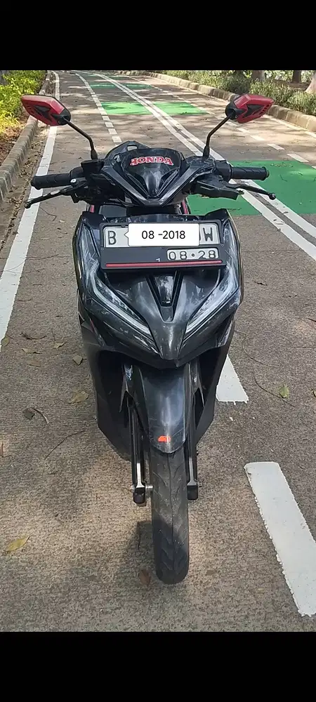 Honda Vario 125 new 2018 - Hitam List merah abu