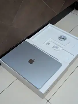 Macbook Air M4 15inc 16/256gb Fullset Garansi