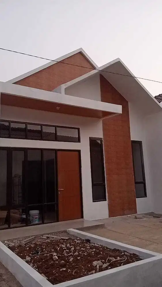 TERMURAH RUMAH BARU TANAH LUAS NEMPEL JAKARTA SELATAN