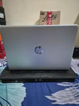 Notebook HP-14s Core i7