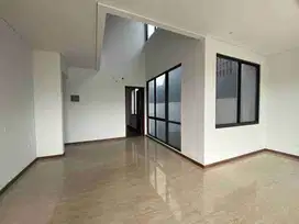 The Zora Cluster Kiyomi BSD City Rumah Sewa 3 Lantai 210 Jt/Th