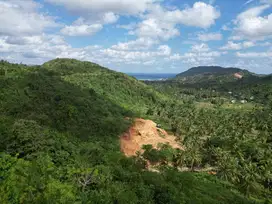 Tanah view laut di Areguling dekat Kuta Mandalika