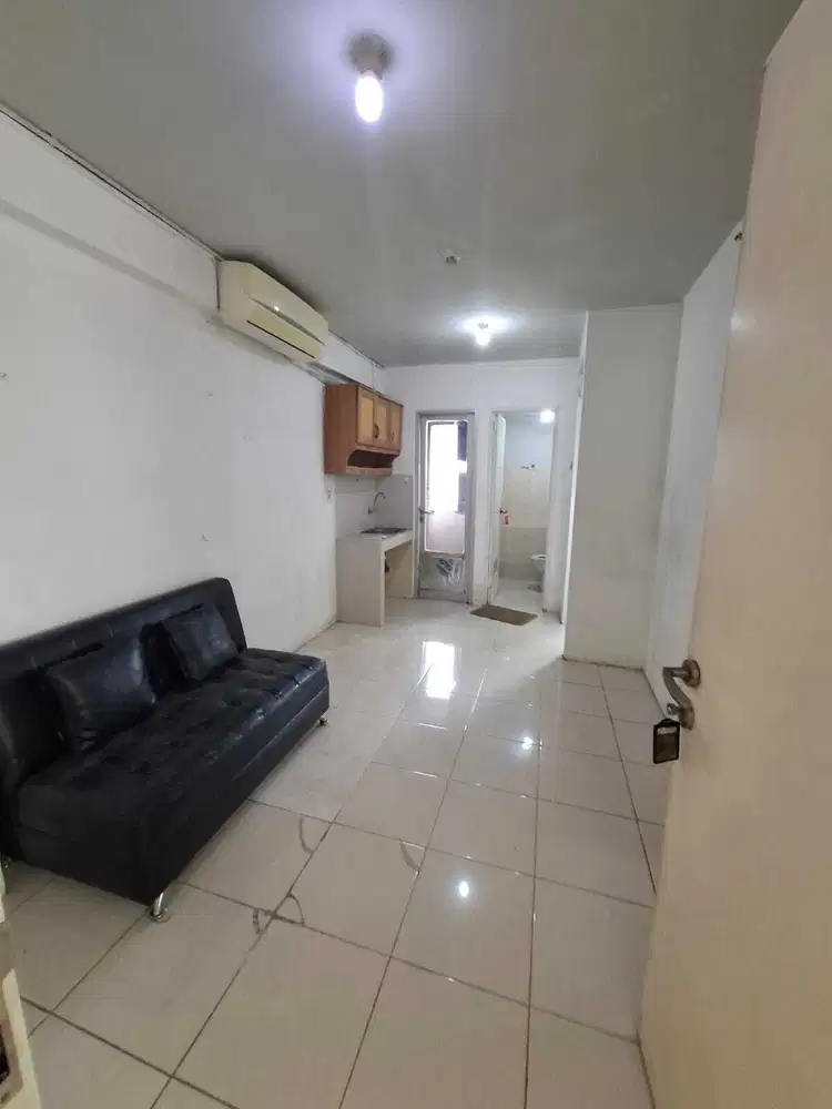 Apart Gading Nias Lantai 9 Hook Tower Emerald, Kosongan