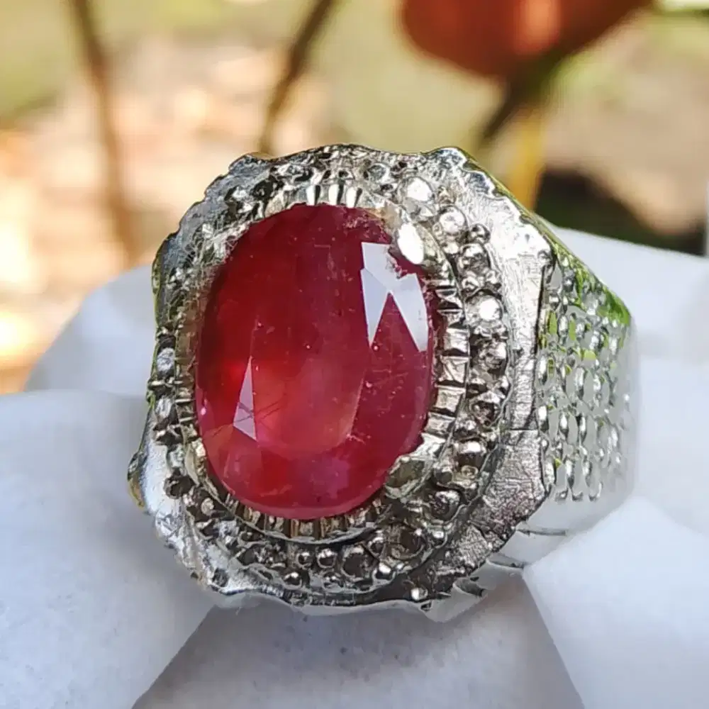 Natural red blood Ruby kristal 4ct plus memo ring alfaka size 8 NET