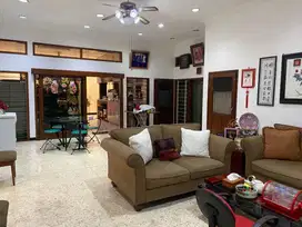 Dijual Rumah Dharmahusada Utara II, Surabaya