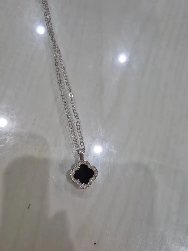 Kalung silver diamond