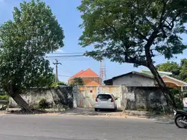 Gudang Hitung Tanah Di Jalan Raya Arief Rahman Hakim