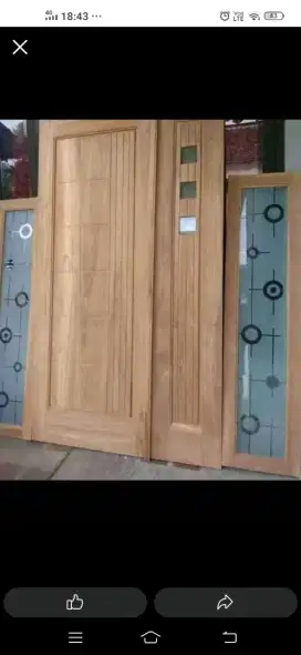 Kusen + pintu 2 + kusen jendela 2 dan daun , dari kayu bekas Borneo