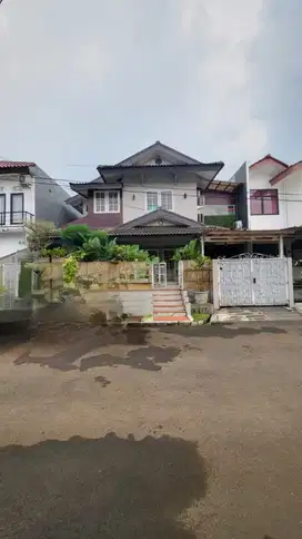 Rumah Siap Huni Dalam Cluster di Kucica Sektor 9