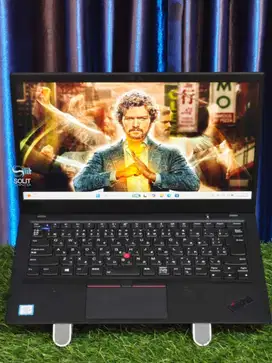 ThinkPad X1 Carbon Gen 6 Touchscreen i5-8350U 8/256 — Garansi