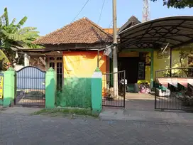Rumah di candi Sidoarjo dekat larangan Lingkar Timur alun2 mutiara