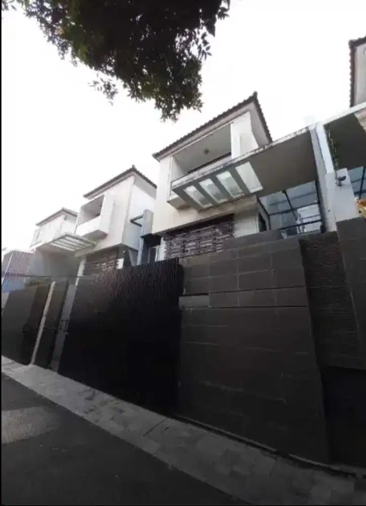 Rumah Mewah Baru Renovasi di Kawasan Radio Dalam, Pd. Indah,